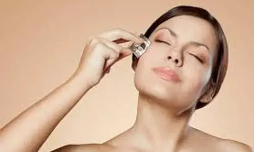 Ice Massage: गर्मियों में त्वचा की देखभाल के लिए जानें इसके फायदे, बर्फ की मसाज है सबसे अच्छा विकल्प