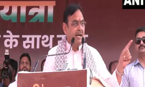 Rajasthan CM ने सशस्त्र बलों के सम्मान में तिरंगा यात्रा का नेतृत्व किया