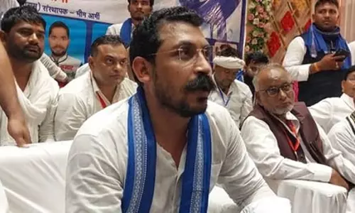 उत्तर प्रदेश विधानसभा चुनाव मजबूती से लड़ेगी आजाद समाज पार्टी : चंद्रशेखर आजाद उत्तर प्रदेश विधानसभा चुनाव मजबूती से लड़ेगी आजाद समाज पार्टी : चंद्रशेखर आजाद