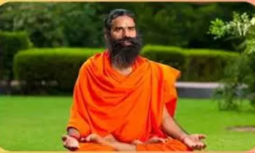 Health: गर्दन-पीठ-कमर की मुद्रा सुधारने के लिए अपनाएं स्वामी रामदेव का उपाय
