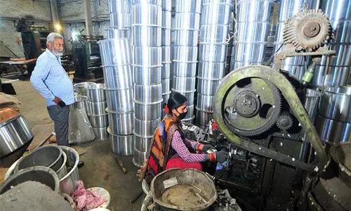 भारत के MSME को ₹30 लाख करोड़ ऋण घाटा, महिला व्यवसाय सबसे अधिक प्रभावित: रिपोर्ट