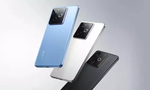 Realme ला रही GT 7 Series, 7000mAh की मिलेगी बैटरी के साथ 120W का सुपर फास्ट चार्जर Realme ला रही GT 7 Series, 7000mAh की मिलेगी बैटरी के साथ 120W का सुपर फास्ट चार्जर