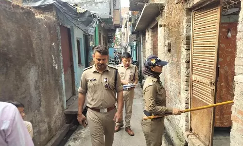 Haldwani: किरायेदार सत्यापन अभियान तेज, 12 मकान मालिकों पर FIR की तलवार Haldwani: किरायेदार सत्यापन अभियान तेज, 12 मकान मालिकों पर FIR की तलवार