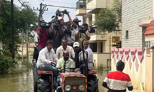 भारी बारिश: शहर के साई लेआउट में बाढ़ आई