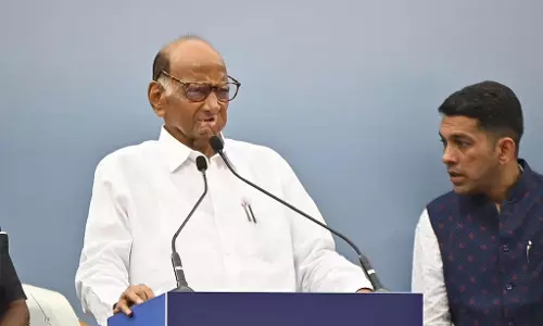पुरंदर एयरपोर्ट विवाद में शरद पवार ने हस्तक्षेप किया, CM के साथ ग्रामीणों की बैठक की योजना बनाई