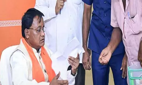 सीएम माझी का चल रहा है 10वां शिकायत सुनवाई सत्र सीएम माझी का चल रहा है 10वां शिकायत सुनवाई सत्र