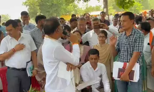 CM विष्णुदेव साय का पहली बार दिखा यह तेवर, वीडियो CM विष्णुदेव साय का पहली बार दिखा यह तेवर, वीडियो