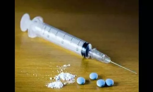 Punjab: 4.25 किग्रा हेरोइन और 1.97 लाख रुपये के साथ गिरफ़्तारी Punjab: 4.25 किग्रा हेरोइन और 1.97 लाख रुपये के साथ गिरफ़्तारी