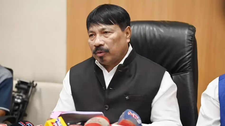 Assam : अतुल बोरा ने एजीपी-यूपीपीएल गठबंधन के संकेत दिए Assam : अतुल बोरा ने एजीपी-यूपीपीएल गठबंधन के संकेत दिए