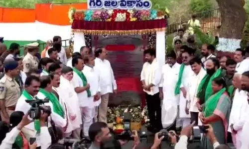 CM रेवंत रेड्डी ने इंदिरा सौर गिरि जला विकासम का शुभारंभ किया