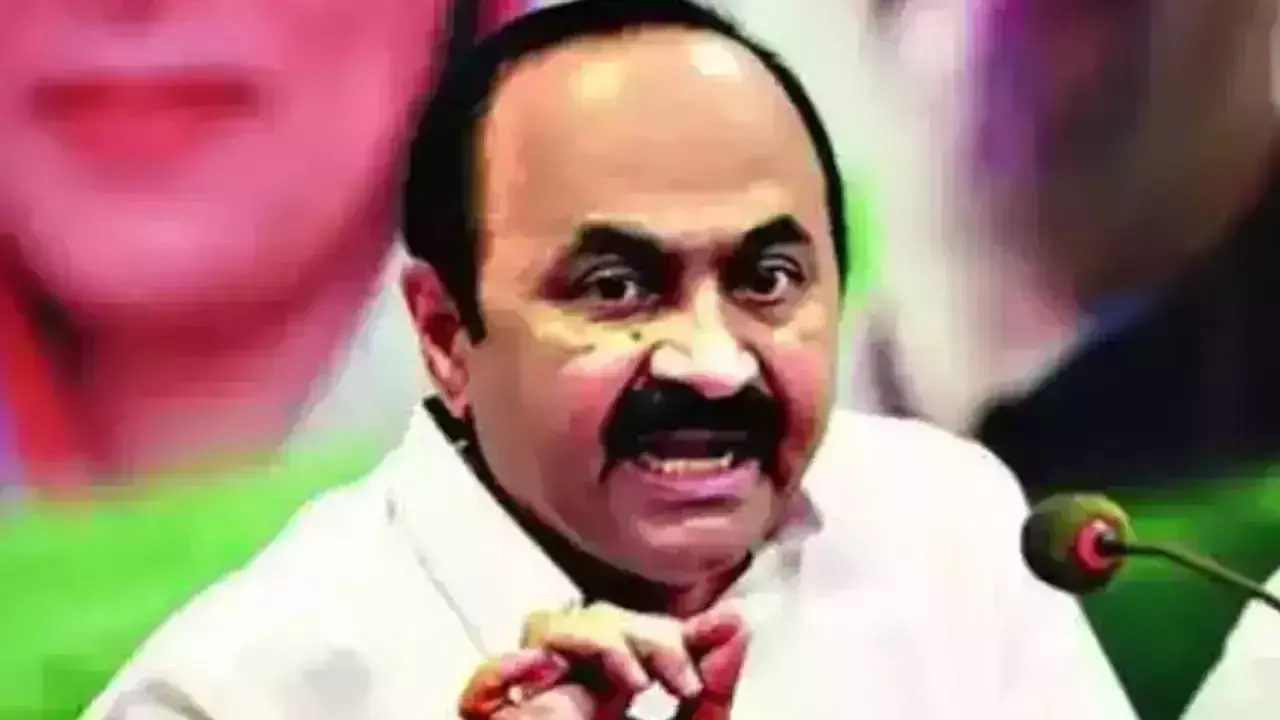एलडीएफ सरकार ने Kerala के विकास को पंगु बना दिया