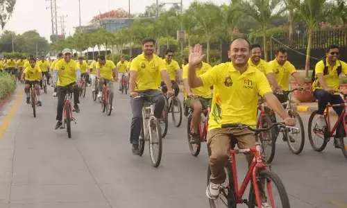 हैदराबाद में साइकिल मैराथन के साथ मनाया गया GST दिवस हैदराबाद में साइकिल मैराथन के साथ मनाया गया GST दिवस