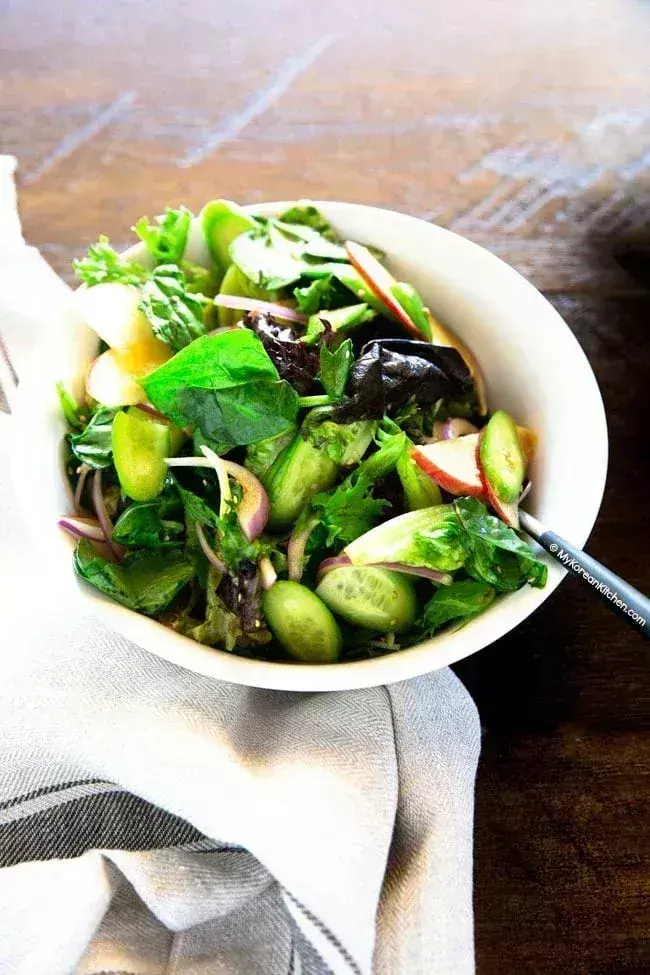 सिर्फ 10 मिनट में कोरियाई Green Salad Recipe