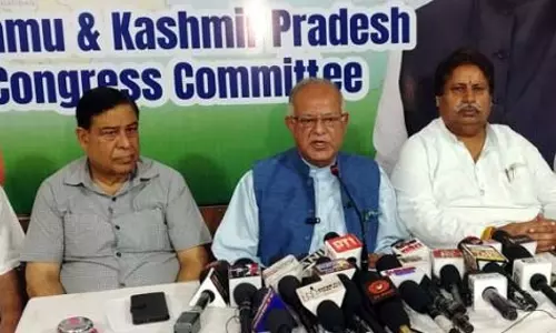 भाजपा सेना की बहादुरी का राजनीतिक फायदा उठाने की कोशिश कर रही है: Karra भाजपा सेना की बहादुरी का राजनीतिक फायदा उठाने की कोशिश कर रही है: Karra