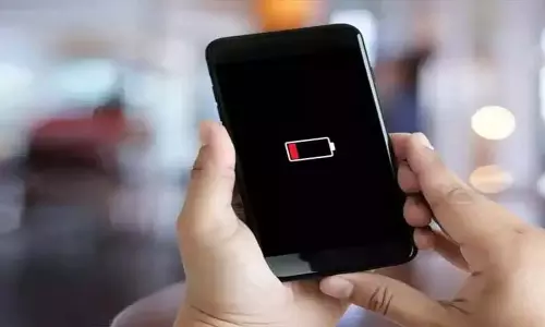 फोन की बैटरी जल्दी खत्म हो जाती है? तो ये 5 तरीके सब ठीक कर देंगे !