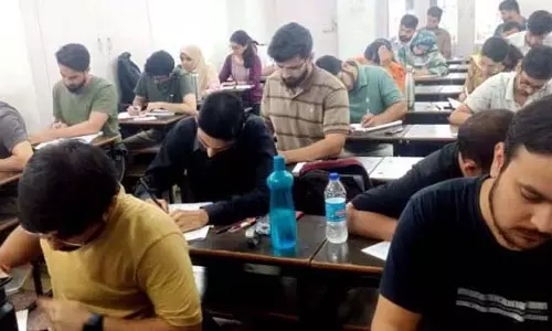 एसआर कॉलेज ने UPSC-JKAS उम्मीदवारों के लिए मानव विज्ञान कार्यशाला आयोजित की एसआर कॉलेज ने UPSC-JKAS उम्मीदवारों के लिए मानव विज्ञान कार्यशाला आयोजित की