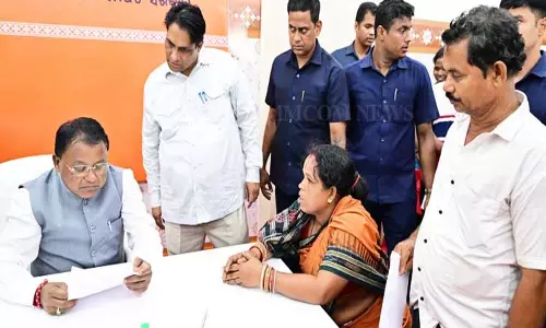 मुख्यमंत्री की 11वीं लोक शिकायत सुनवाई में 14 व्यक्तियों को 13.5 लाख रुपये वितरित किए गए मुख्यमंत्री की 11वीं लोक शिकायत सुनवाई में 14 व्यक्तियों को 13.5 लाख रुपये वितरित किए गए