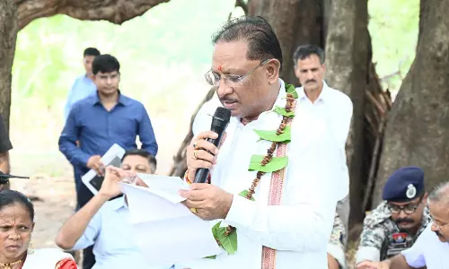 मुख्यमंत्री ने जब लगाई फटकार