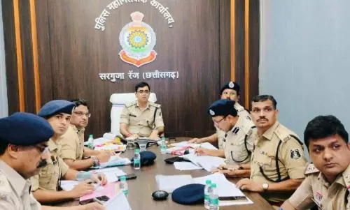 IG दीपक झा ने पुलिस अधिकारियों को दिये कड़े निर्देश
