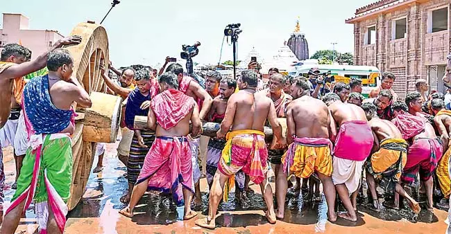 Odisha : पुरी का आनंद सागर Odisha : पुरी का आनंद सागर