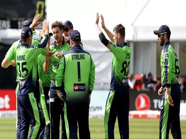 आयरलैंड के कर्टिस कैंपर और क्रेग यंग चोट के कारण West Indies के खिलाफ तीन मैचों की सीरीज से बाहर आयरलैंड के कर्टिस कैंपर और क्रेग यंग चोट के कारण West Indies के खिलाफ तीन मैचों की सीरीज से बाहर