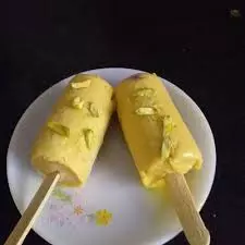 Rabri Kulfi: चिलचिलाती गर्मी से राहत दिलाएगी रबड़ी कुल्फी,जानें रेसिपी Rabri Kulfi: चिलचिलाती गर्मी से राहत दिलाएगी रबड़ी कुल्फी,जानें रेसिपी