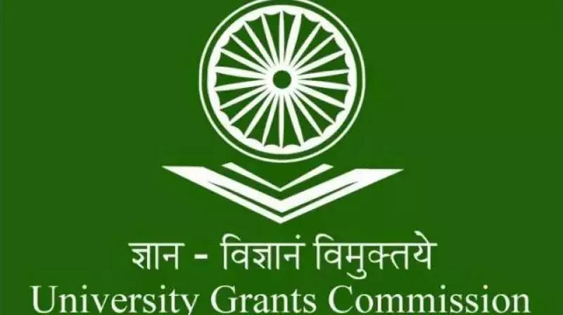 अंग्रेजी क्रेडिट में कटौती की UGC योजना पर विवाद अंग्रेजी क्रेडिट में कटौती की UGC योजना पर विवाद