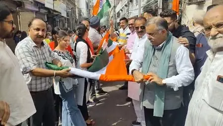अमृतसर में निकली भव्य तिरंगा यात्रा अमृतसर में निकली भव्य तिरंगा यात्रा