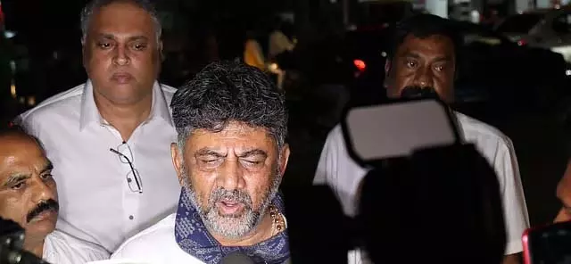 2,000 करोड़ की लागत से सीवरेज का काम, लोगों की जान-माल बचाना हमारी प्राथमिकता: DK 2,000 करोड़ की लागत से सीवरेज का काम, लोगों की जान-माल बचाना हमारी प्राथमिकता: DK