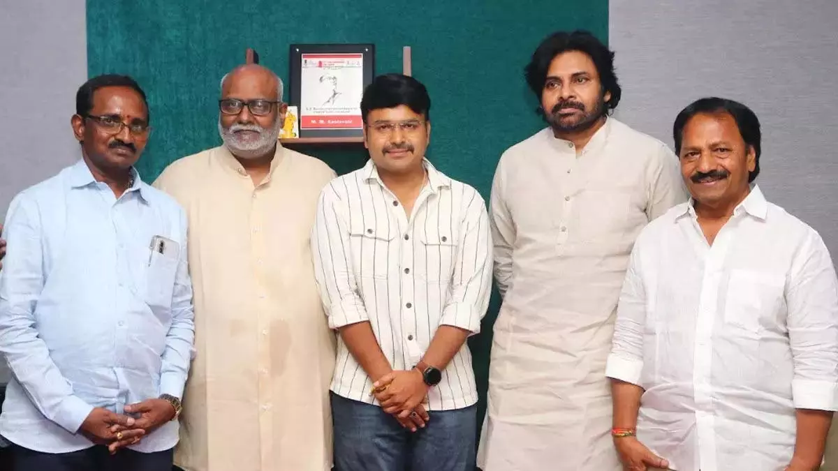 एमएम कीरवानी का ‘HHVM’ से ‘सलासला मारिगे’ भीतर के नायक को जगाने का वादा करता है एमएम कीरवानी का ‘HHVM’ से ‘सलासला मारिगे’ भीतर के नायक को जगाने का वादा करता है