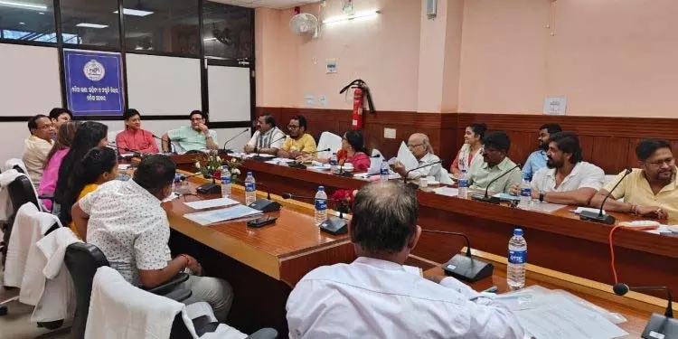 ओडिया फिल्म उद्योग को मजबूत करने के लिए कदम ओडिया फिल्म उद्योग को मजबूत करने के लिए कदम