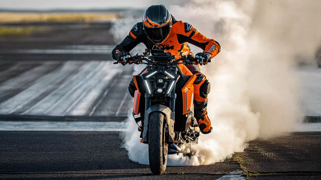 KTM को संकट से बचाने के लिए Bajaj ने लिया लोन KTM को संकट से बचाने के लिए Bajaj ने लिया लोन