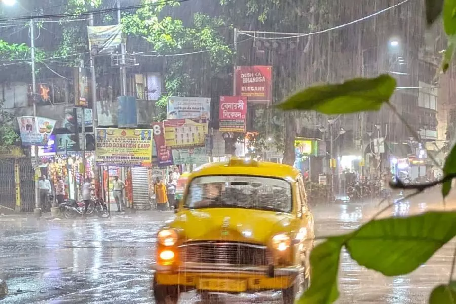 भारी बारिश का अनुमान, 23 मई तक दक्षिणी भागों में गरज के साथ छींटे पड़ने की संभावना: IMD भारी बारिश का अनुमान, 23 मई तक दक्षिणी भागों में गरज के साथ छींटे पड़ने की संभावना: IMD
