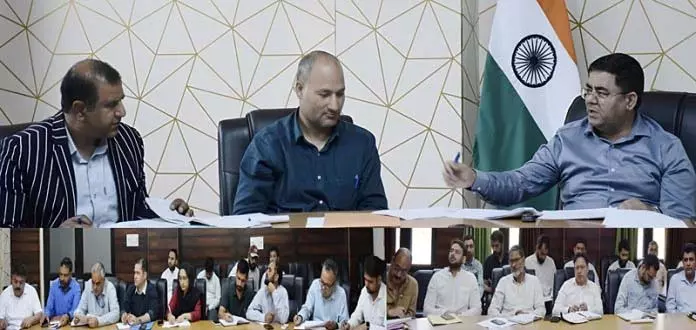 DC किश्तवाड़ ने प्रशासनिक हस्तक्षेप के जमीनी प्रभाव का आकलन किया DC किश्तवाड़ ने प्रशासनिक हस्तक्षेप के जमीनी प्रभाव का आकलन किया