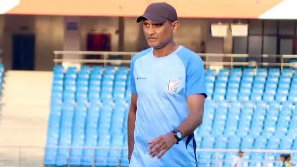 भारत की U-23 पुरुष राष्ट्रीय फुटबॉल टीम के नए मुख्य कोच कौन? भारत की U-23 पुरुष राष्ट्रीय फुटबॉल टीम के नए मुख्य कोच कौन?