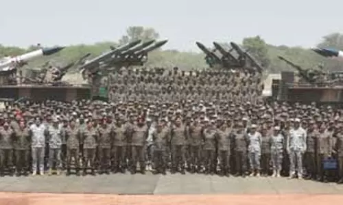 सीडीएस अनिल चौहान ने किया सूरतगढ़ सैन्य स्टेशन और नलिया एयरबेस का दौरा, बढ़ाया जवानों का हौसला