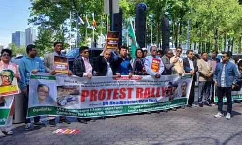 अवामी लीग समर्थकों ने संयुक्त राष्ट्र में विरोध प्रदर्शन किया, पार्टी से प्रतिबंध हटाने की मांग