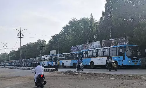 कांग्रेस समर्पण रैली: लोगों को ले जाने के लिए 250 BMTC बसें कांग्रेस समर्पण रैली: लोगों को ले जाने के लिए 250 BMTC बसें