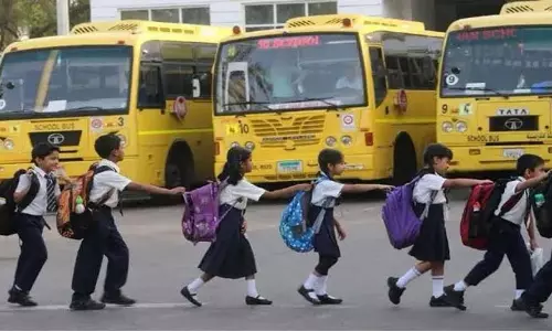 Jammu के 30 सीमावर्ती इलाकों में स्थिति स्थिर होने पर स्कूल फिर से खुले Jammu के 30 सीमावर्ती इलाकों में स्थिति स्थिर होने पर स्कूल फिर से खुले