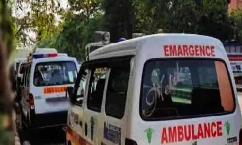 अधिकारियों ने एंबुलेंस में ऑक्सीजन की कमी के दावों को नकारा