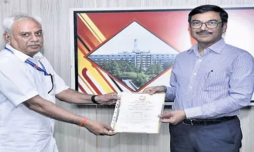 एससीआर ने कर्मचारियों को मैन ऑफ द मंथ सुरक्षा पुरस्कार प्रदान किए