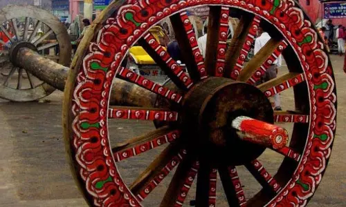 पुरी रथ यात्रा की तैयारी जारी, रथ निर्माण कार्य सुचारू: Temple administration