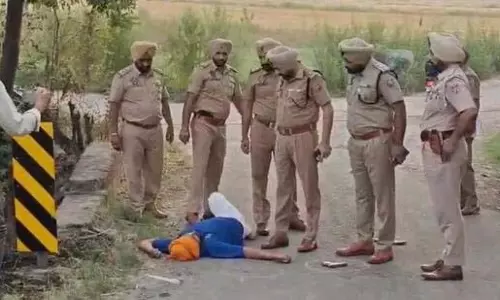 Jalandhar: एनकाउंटर में दिलप्रीत बाबा गैंग का बदमाश घायल Jalandhar: एनकाउंटर में दिलप्रीत बाबा गैंग का बदमाश घायल