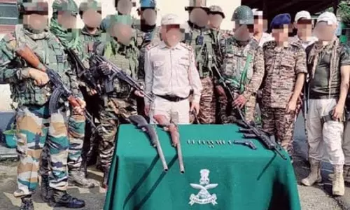 Manipur में सुरक्षा बलों ने 29 उग्रवादियों को पकड़ा, हथियार जब्त किए Manipur में सुरक्षा बलों ने 29 उग्रवादियों को पकड़ा, हथियार जब्त किए