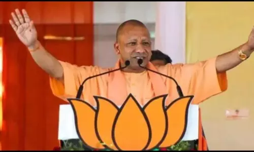 Kasganj: सीएम योगी ने 724 करोड़ की परियोजनाओं का किया शुभारंभ