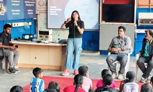 SCF प्रशिक्षुओं के लिए खेल चिकित्सा सत्र आयोजित