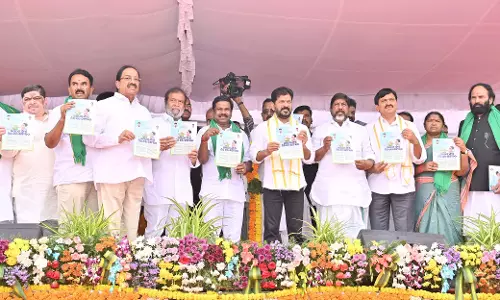 तेलंगाना सरकार आदिवासी विकास के लिए 12,600 करोड़ रुपये खर्च करेगी: Revanth