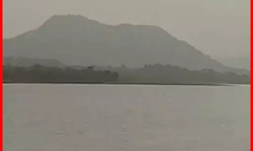 लेक में डूबकर दो युवकों की मौत, घंटों कोशिश के बाद निकाले गए शव लेक में डूबकर दो युवकों की मौत, घंटों कोशिश के बाद निकाले गए शव