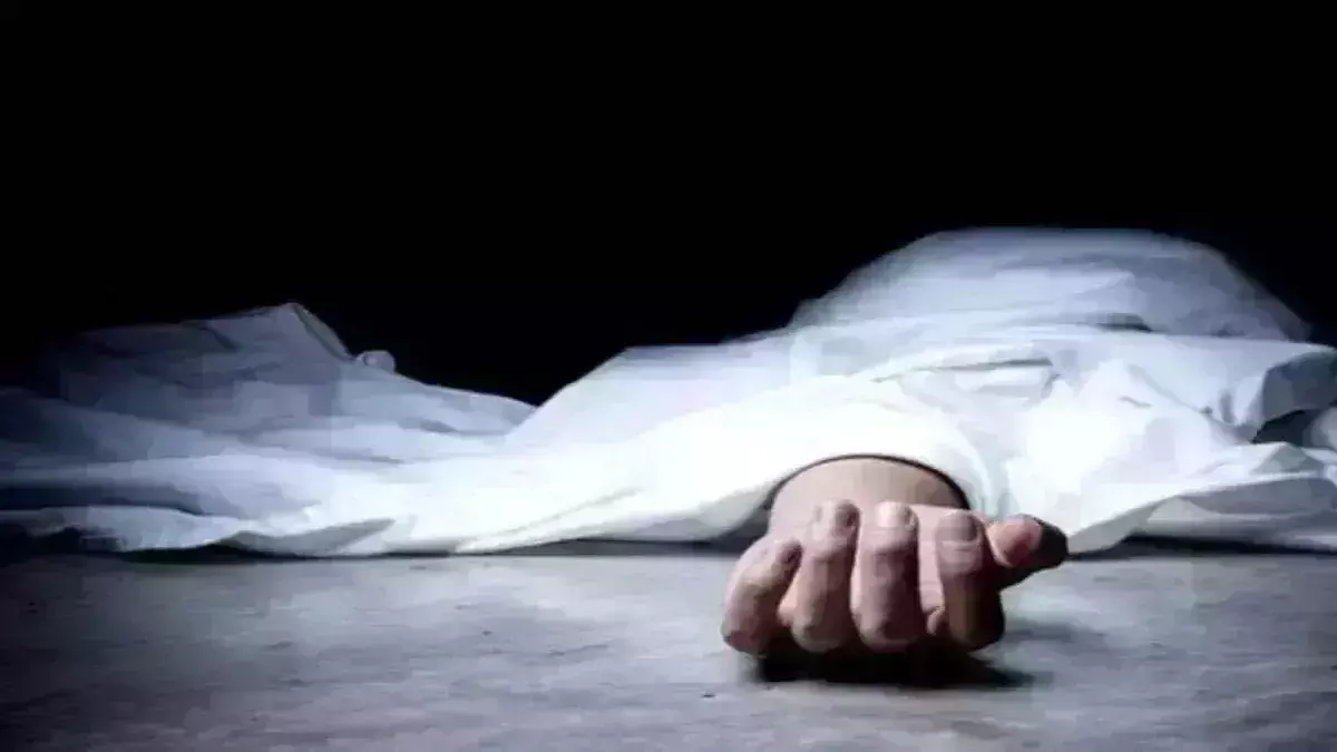 Basti में महिला का मिला अधजला शव, पुलिस जांच कर रही