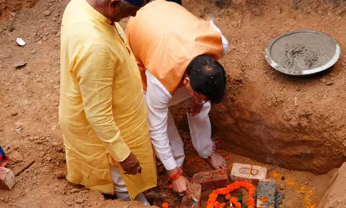Dehradun: मांडूवाला में बनेगा नया छात्रावास, सीएम धामी ने किया शिलान्यास Dehradun: मांडूवाला में बनेगा नया छात्रावास, सीएम धामी ने किया शिलान्यास